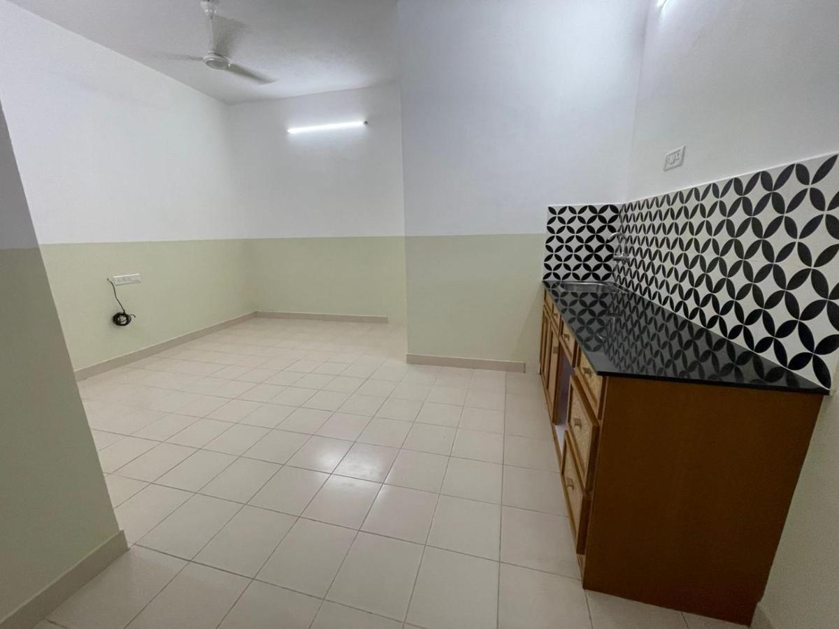 Hanu Reddy Residences - Nawab Habibullah Avenue 첸나이 외부 사진